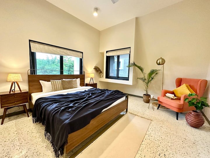 Bedroom 1 image 2
