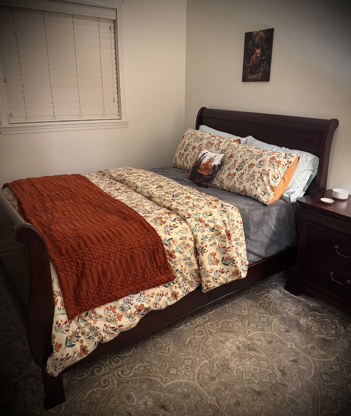 سرير مزدوج الحجم