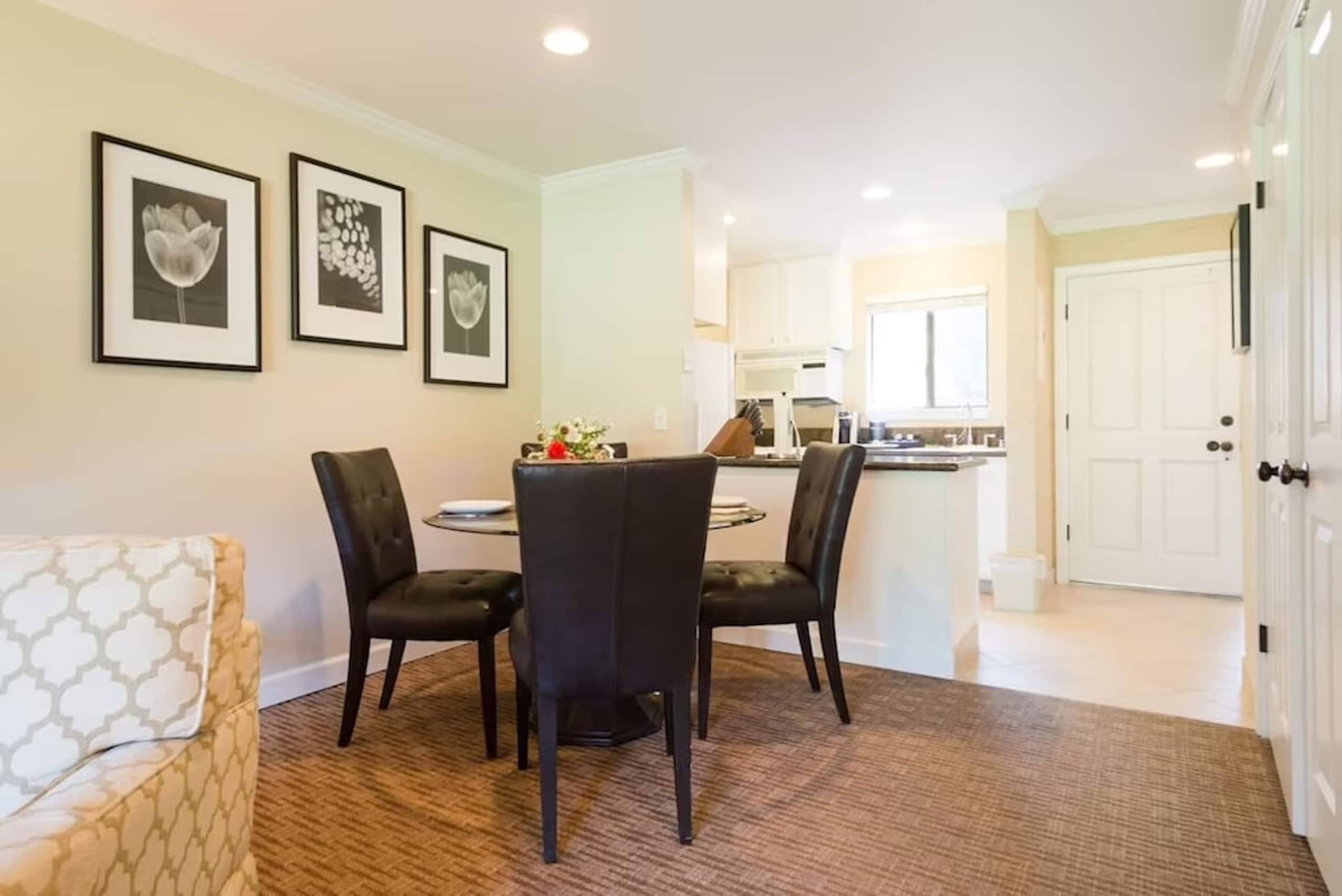 Side-by-Side Napa Condos with Golf Views - Photo 21