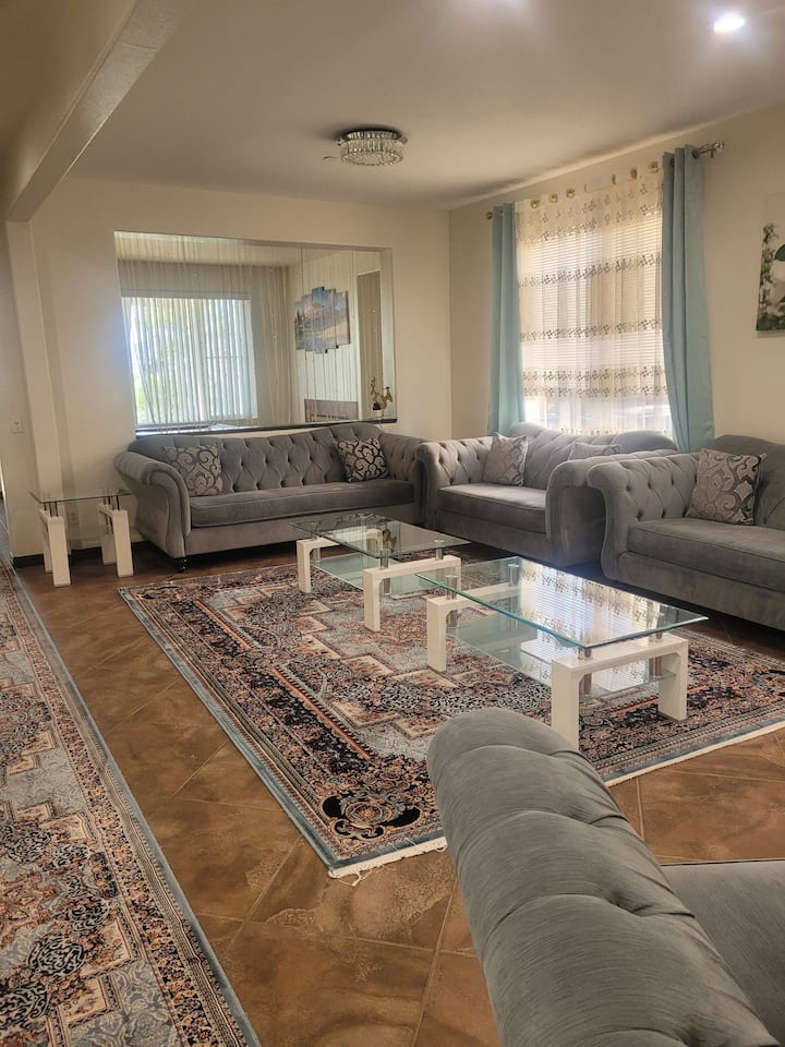 Spacious 4-bed/ 3 Bath Retreat In Gated Community - Fallbrook, CA