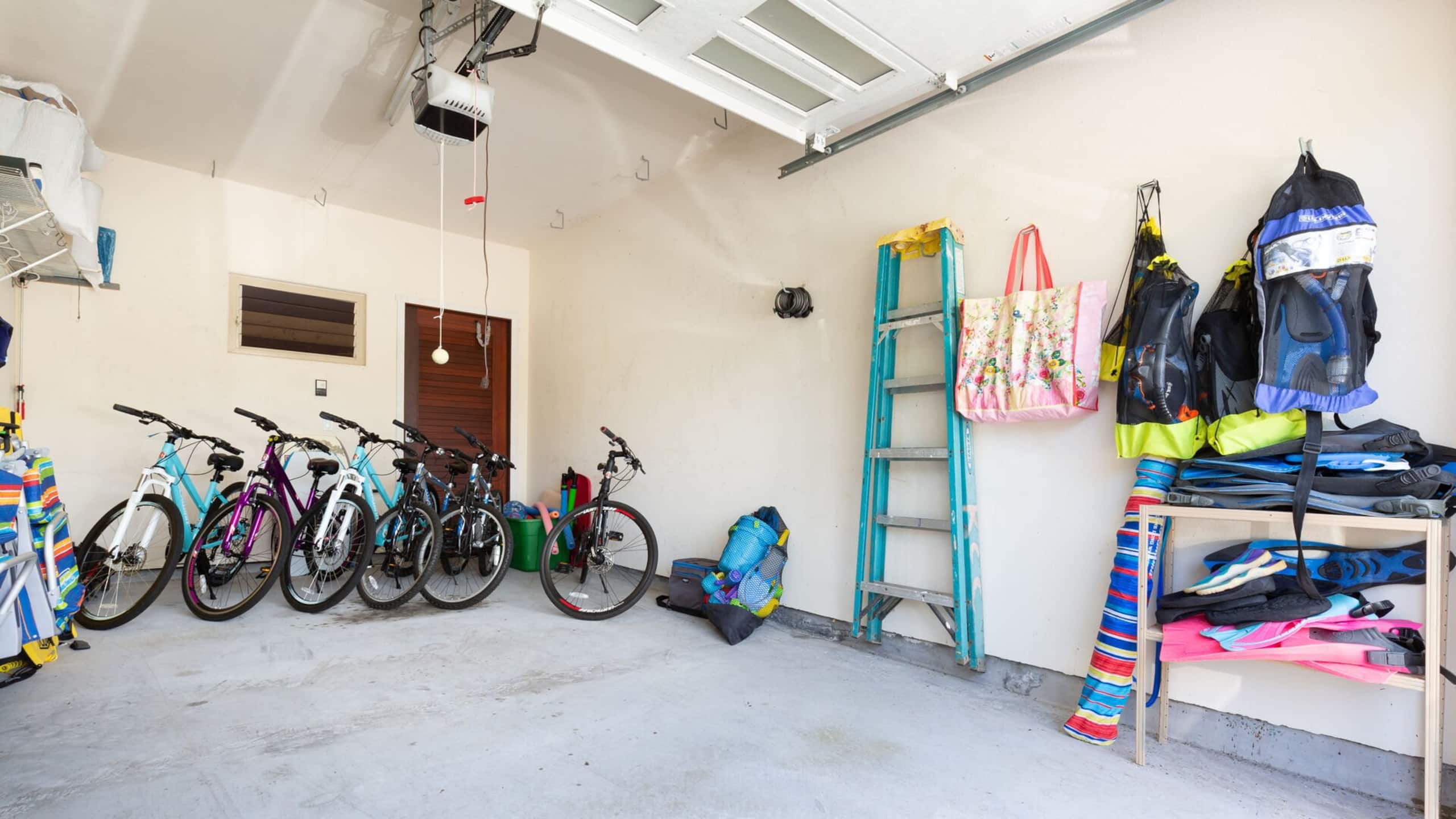 Home in Waimea · ★5.0 · 3 bedrooms · 4 beds · 3 private baths - Image 32