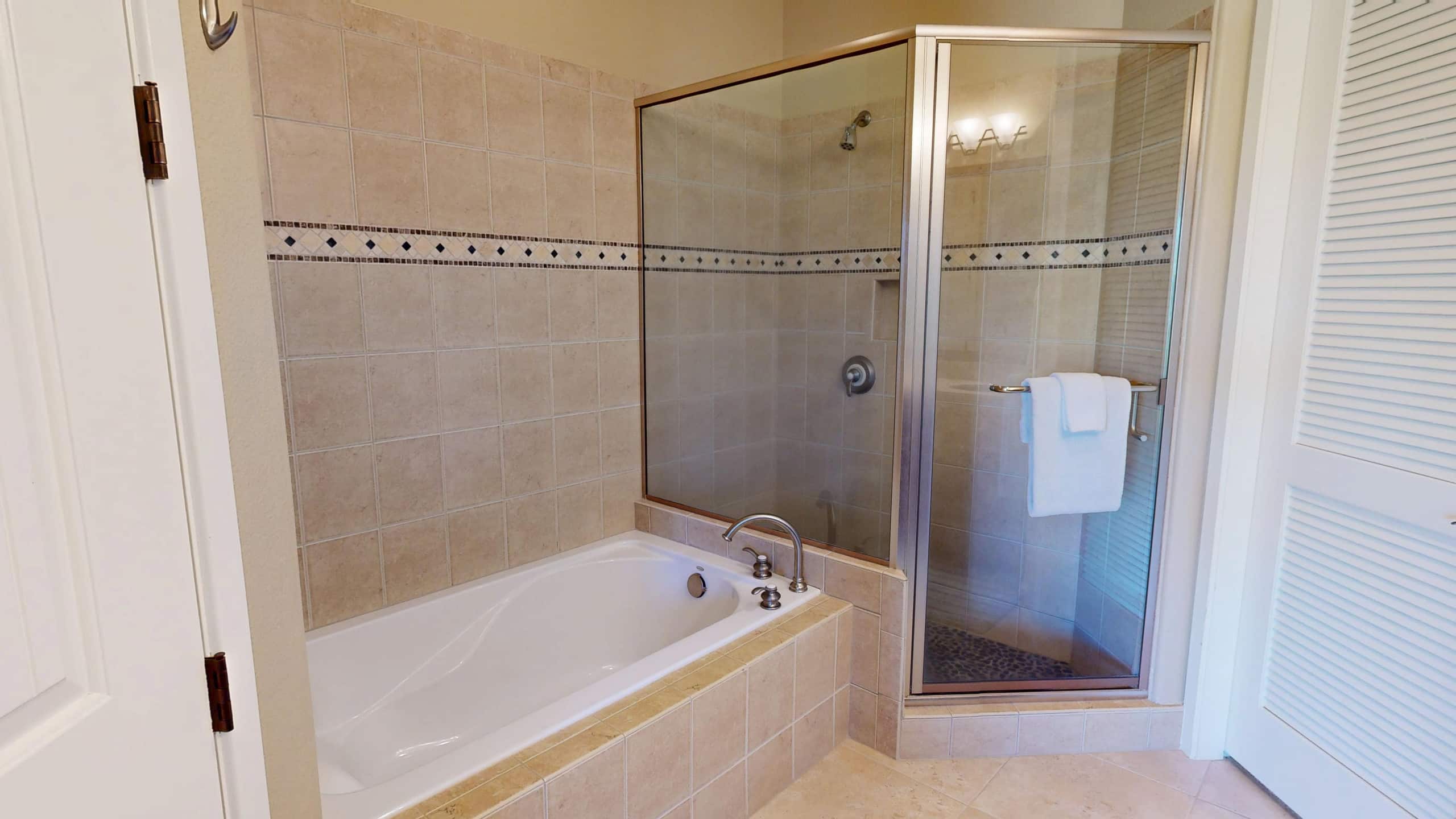 Home in Waimea · ★5.0 · 3 bedrooms · 4 beds · 3 private baths - Image 18