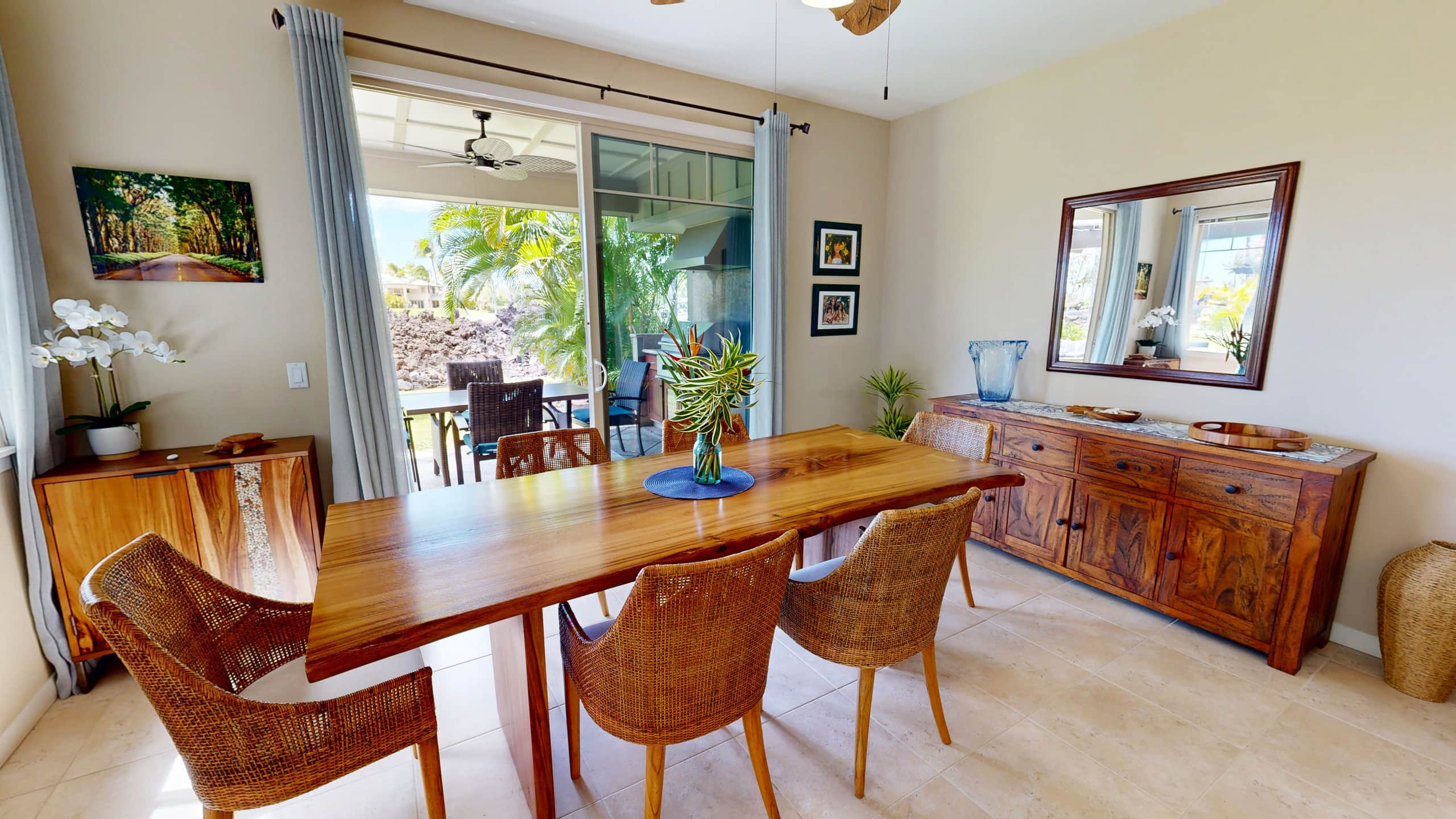 Home in Waimea · ★5.0 · 3 bedrooms · 4 beds · 3 private baths - Image 12