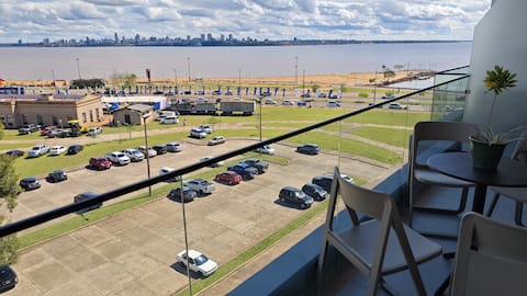 Apartment overlooking the Paraná River in Encarnación