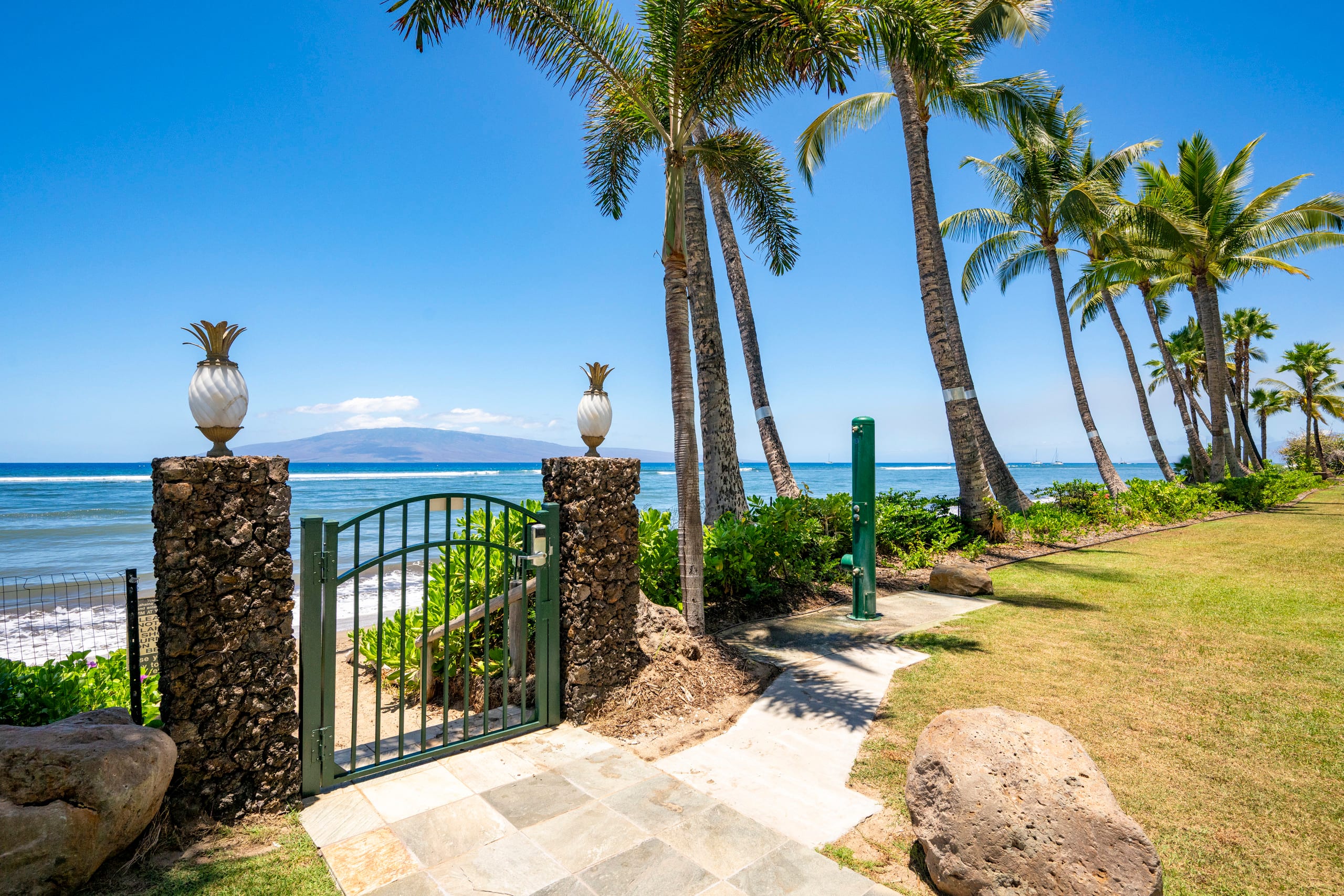 Condo in Lahaina · ★5.0 · 1 bedroom · 1 bed · 1 private bath - Image 35