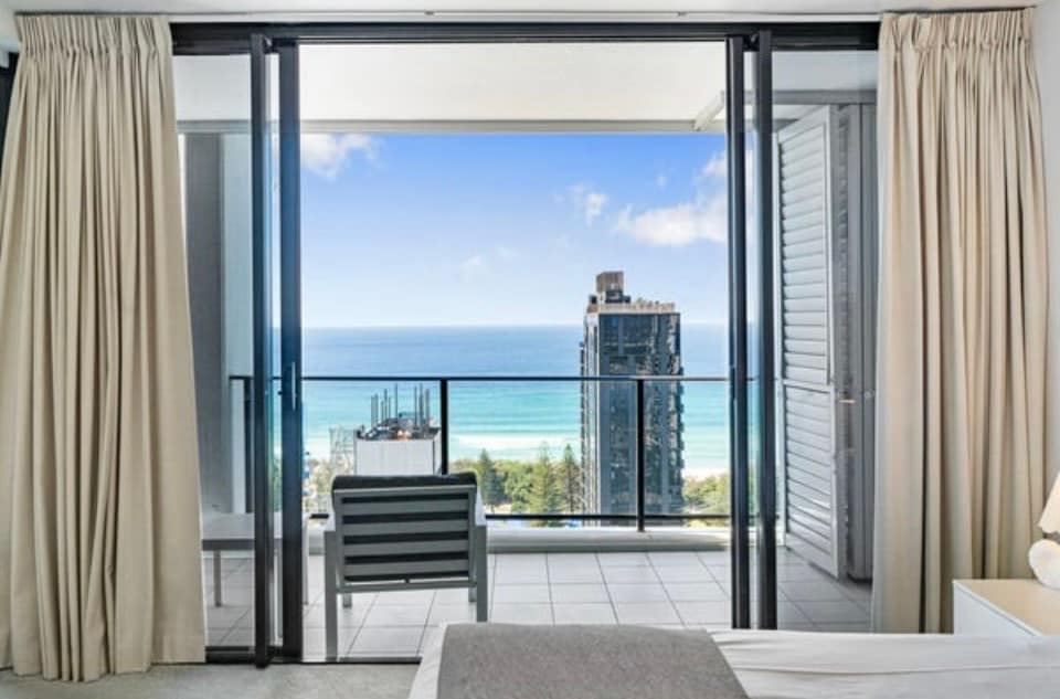 主卧室可欣赏海景