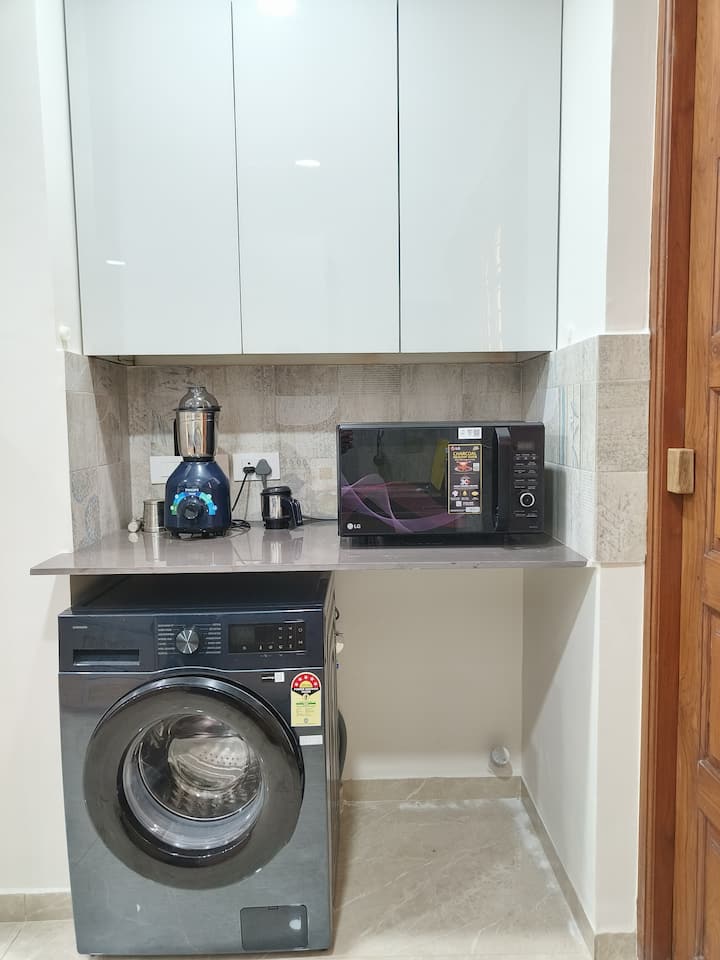 Full kitchen image 3