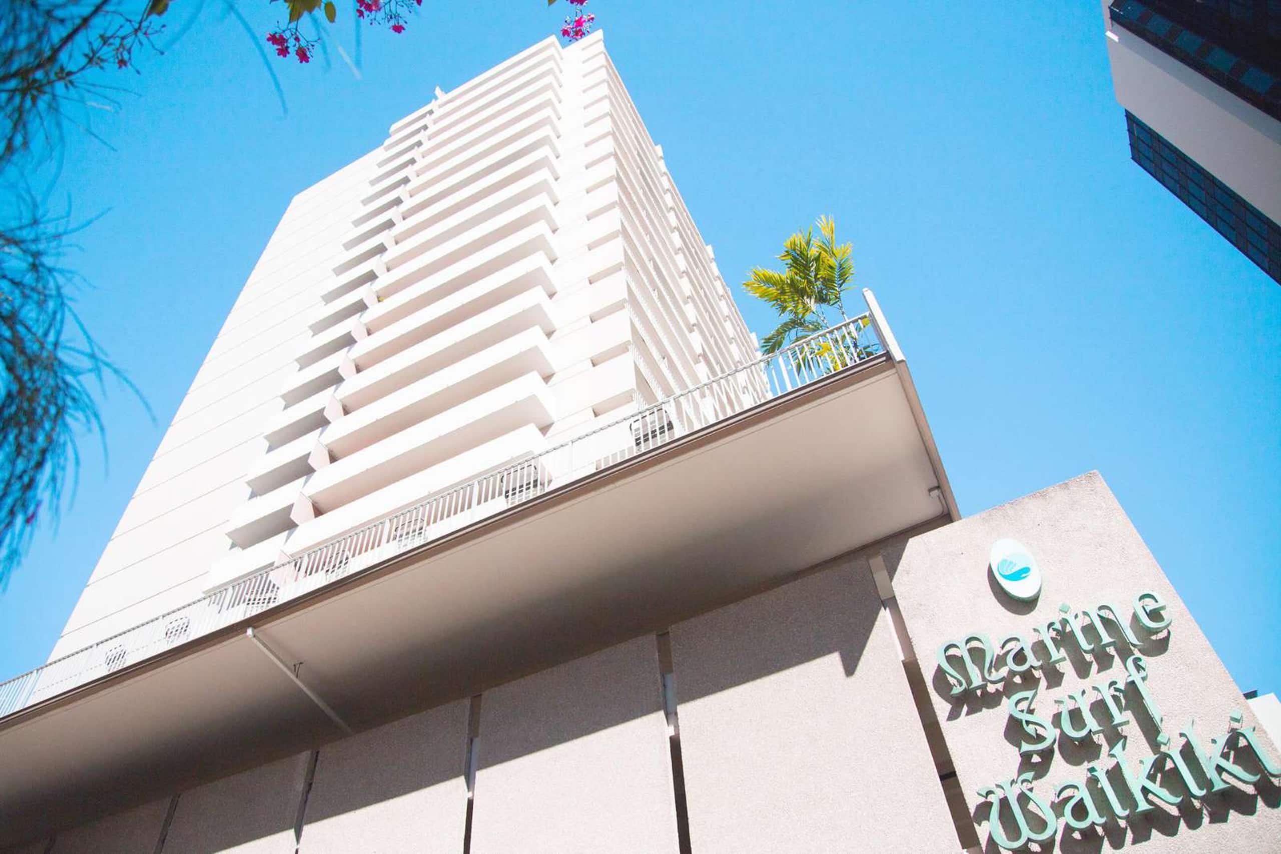 4th Fl Marine Surf Studio | Prime Location - Image 17
