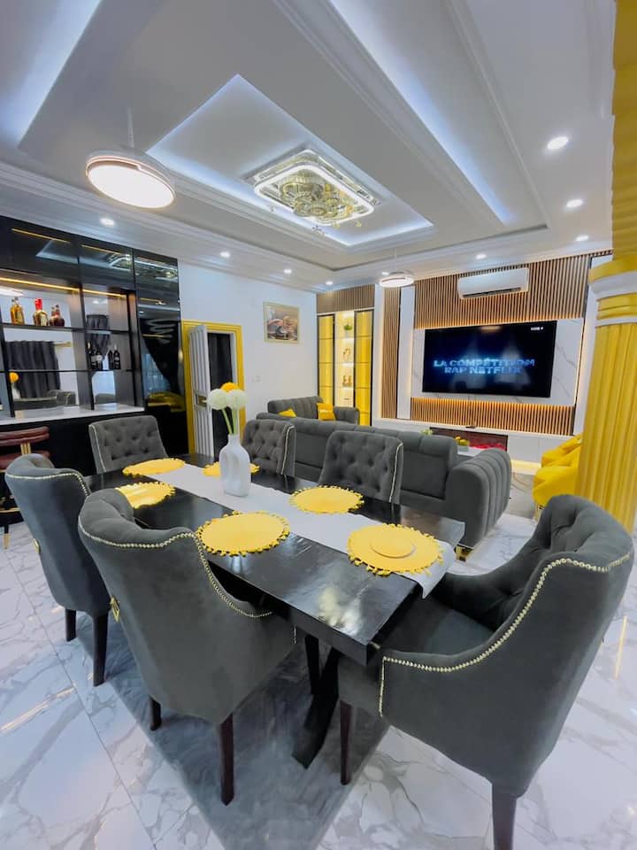 Luxury 4br Villa Near Baguida Beach | Free Wifi - Togo