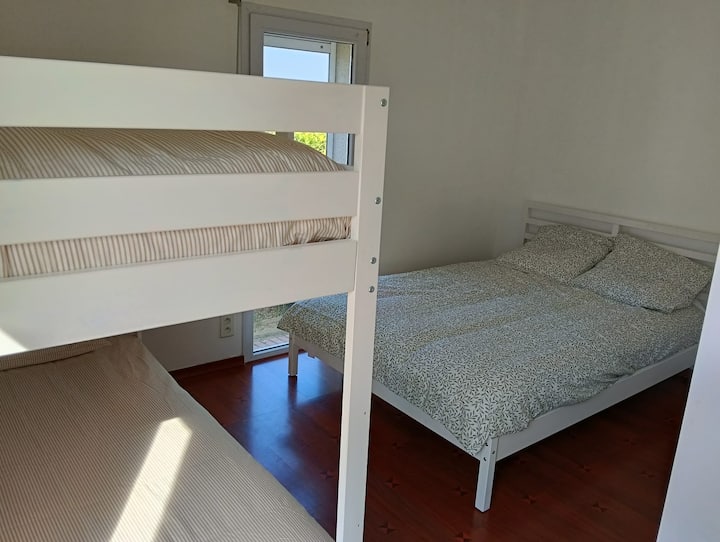 غرفة النوم 2