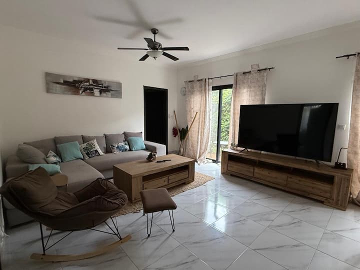 Appartement Cozy Full éQuiper, 2ch+2sdb,parking. - Lubumbashi