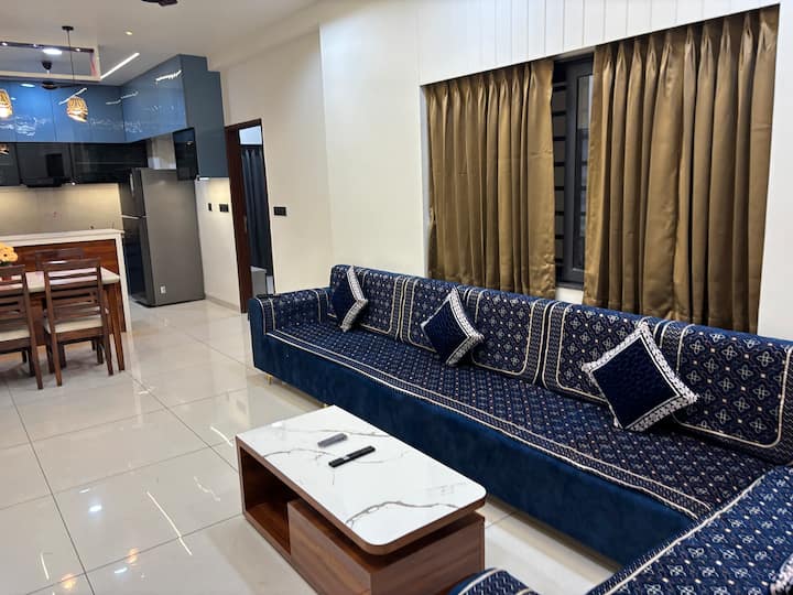 Patel's Stay @ Agora City Center - Vadodara