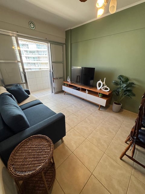 Popular Airbnb listing: Equipped apartment 50m from José Menino beach - 7 people in Santos
