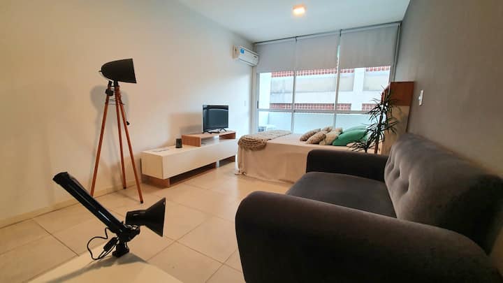 Monoambiente con balcón en San Nicolás