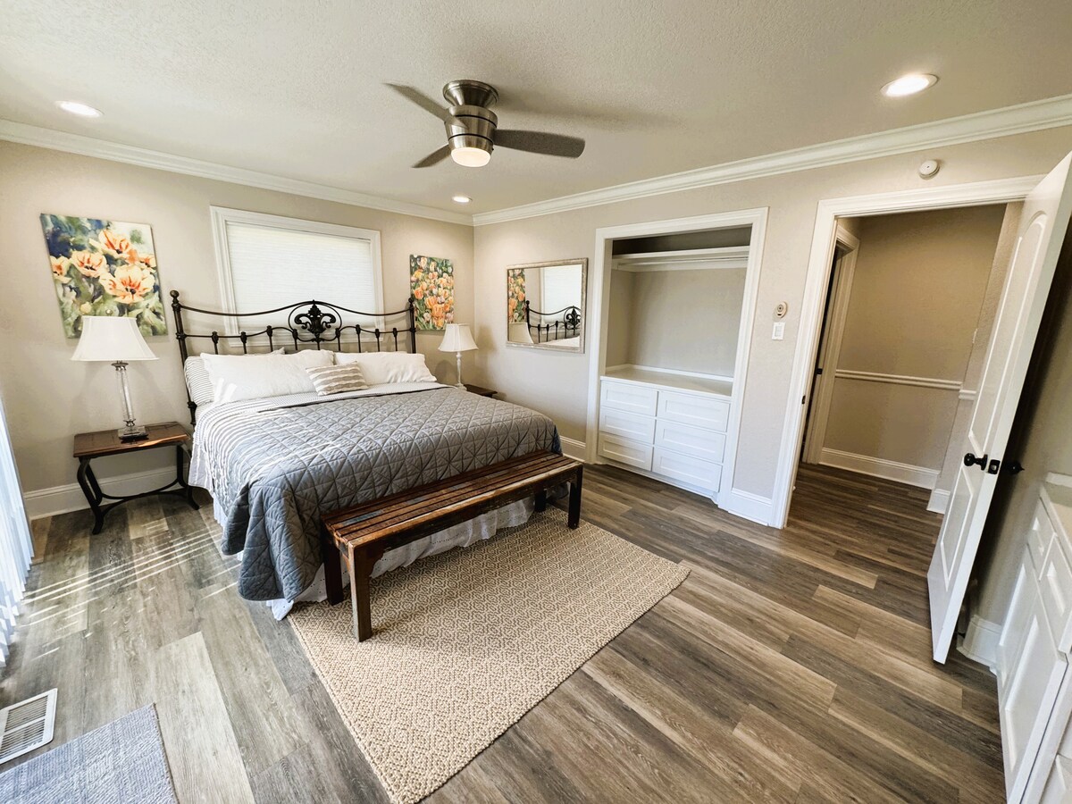 غرفة نوم كبيرة