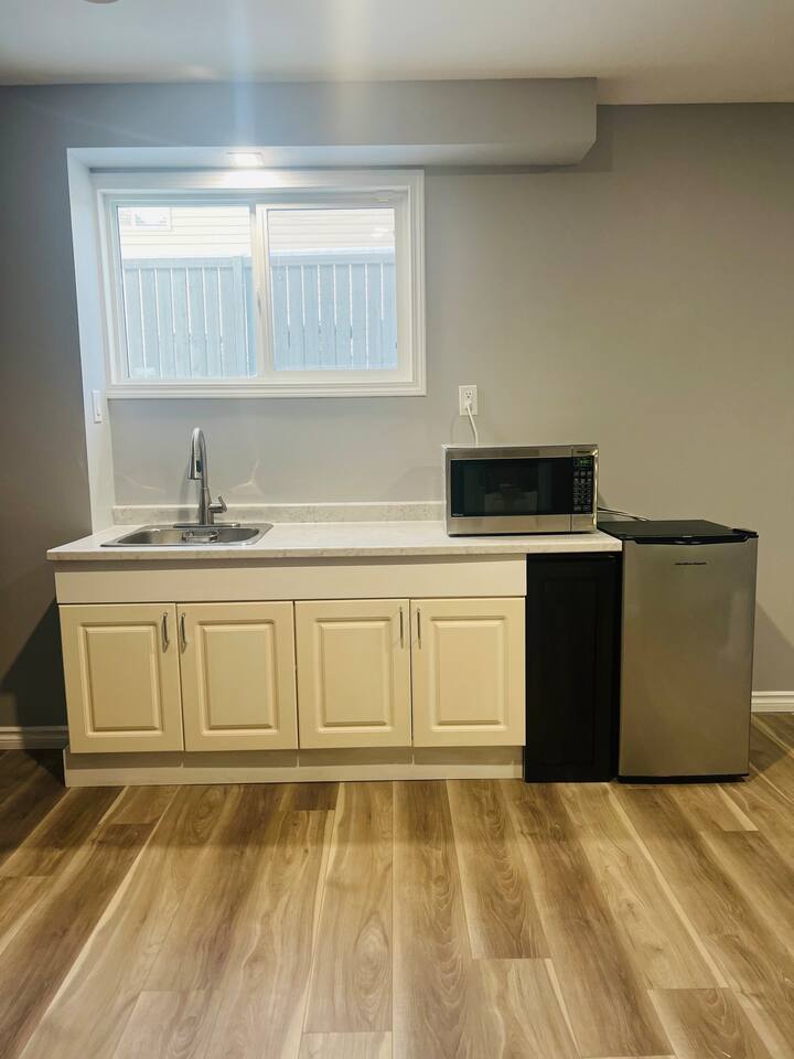 Room In Lloydminster - 1 - Lloydminster