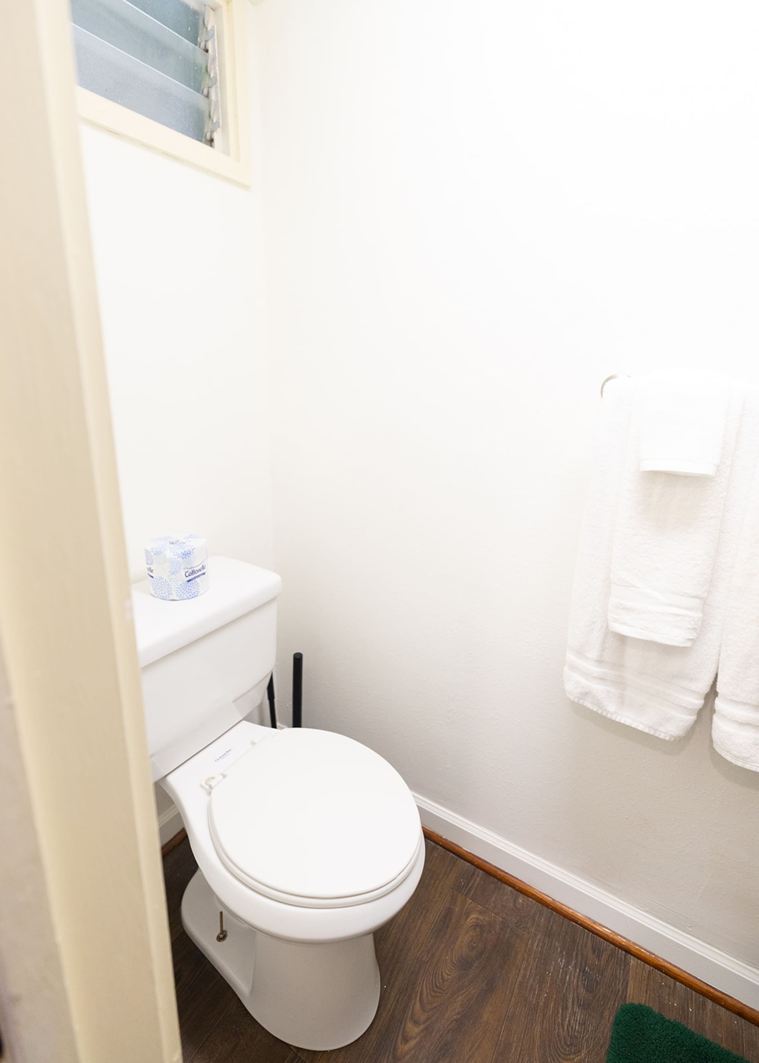 Hotel in Naalehu · ★5.0 · 5 bedrooms · 1 bed · 1 private bath - Image 7
