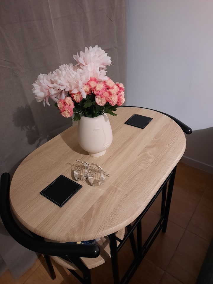 Studio Cosy à Beauvais - Calme & Parking Sécurisé - Beauvais