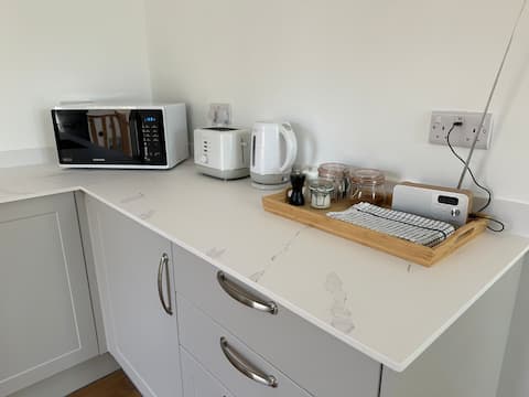 Top performing Airbnb: The Yard - studio apartment in Lansdown, Bath in Charlcombe