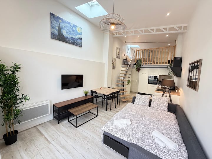 Duplex *Moon* X4 Personnes Neuf - Gare Parilly - Vénissieux