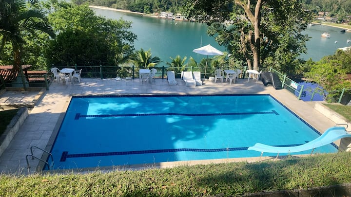 Piscina Condomínio