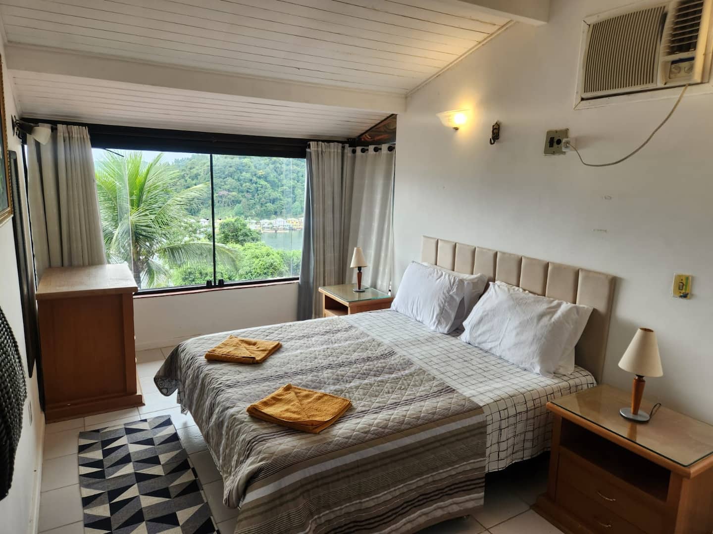 Quarto 1