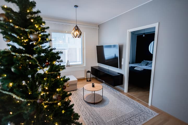 Suite | King-size Bed | Wifi | Private Sauna - Rovaniemi