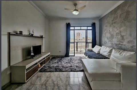 Top performing Airbnb: Large and comfortable penthouse, great location. in Guarujá
