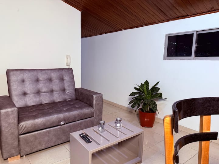 Amplio Apartamento Familiar De Excelente Ubicacion - Tibasosa