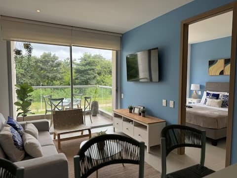Popular Airbnb listing: Natural Afternoon | Kristal Lagoon + Paddle Boarding in Pontezuela