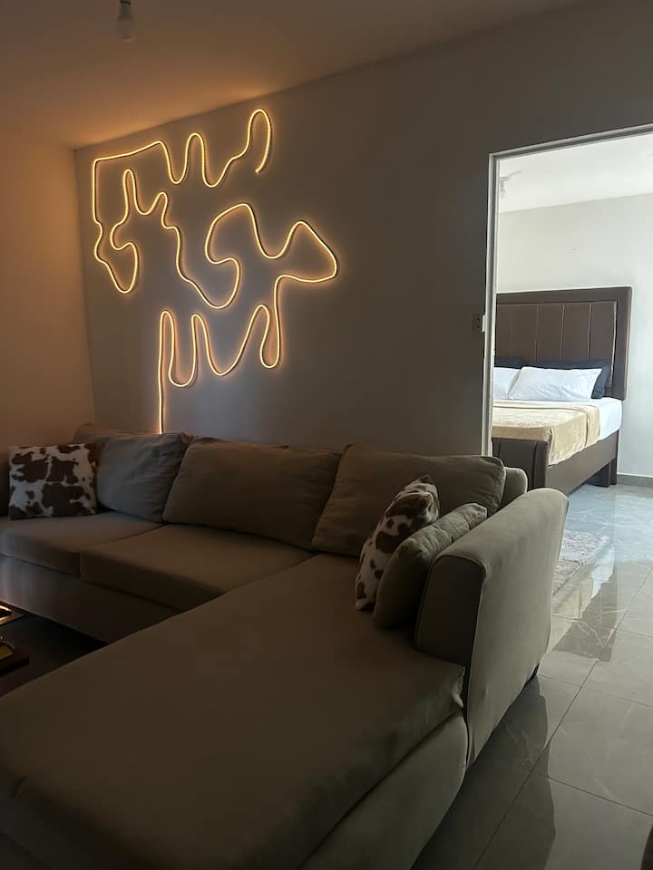 Minimalist Condo At The Vineyards - 
