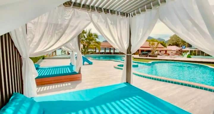 Phi Phi Anda Resort Deluxe Double & Breakfast 1 - Ko Phi Phi Don