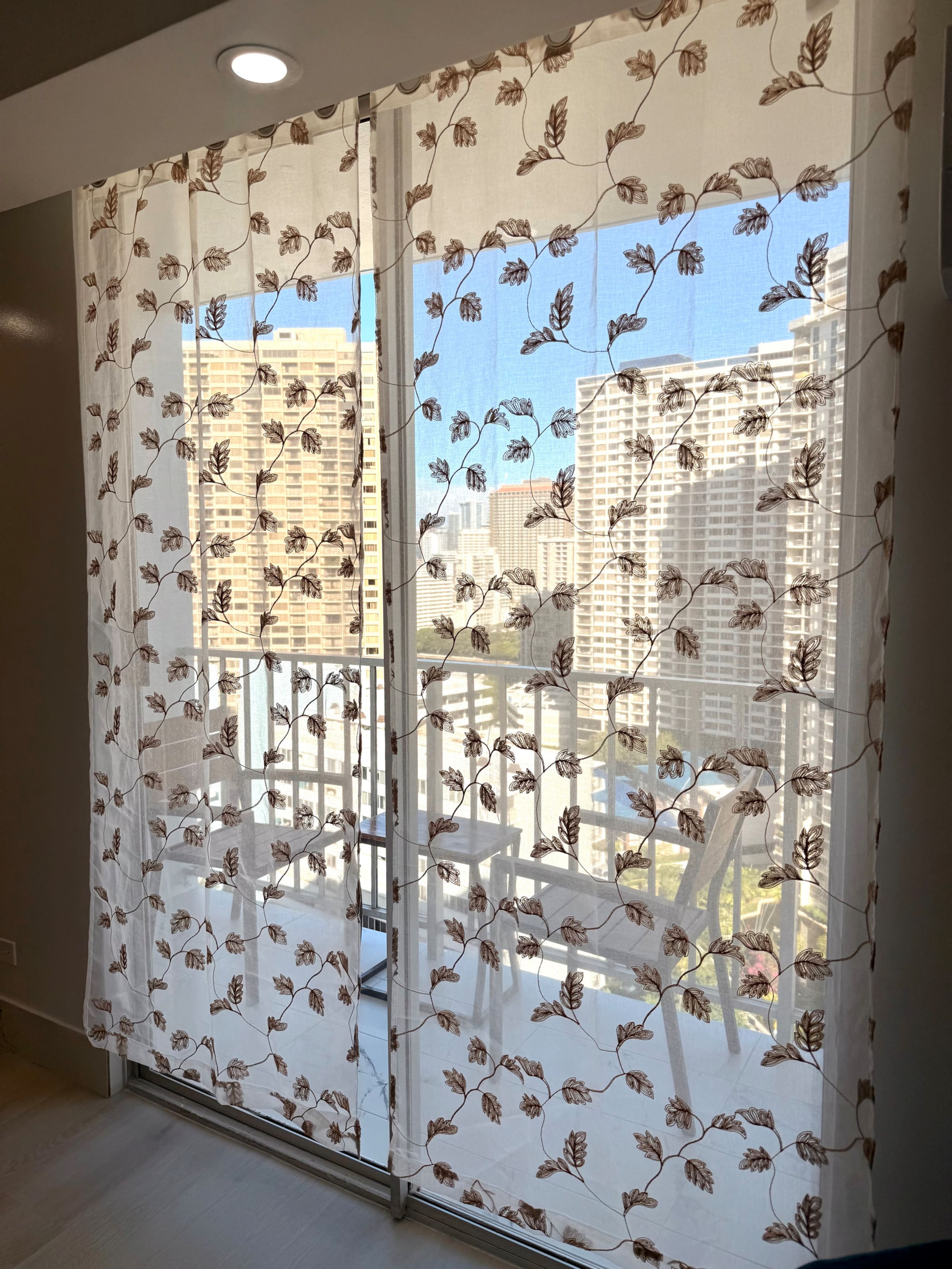 21*High Floor Cozy Waikiki Condo w/Balcony - Image 18