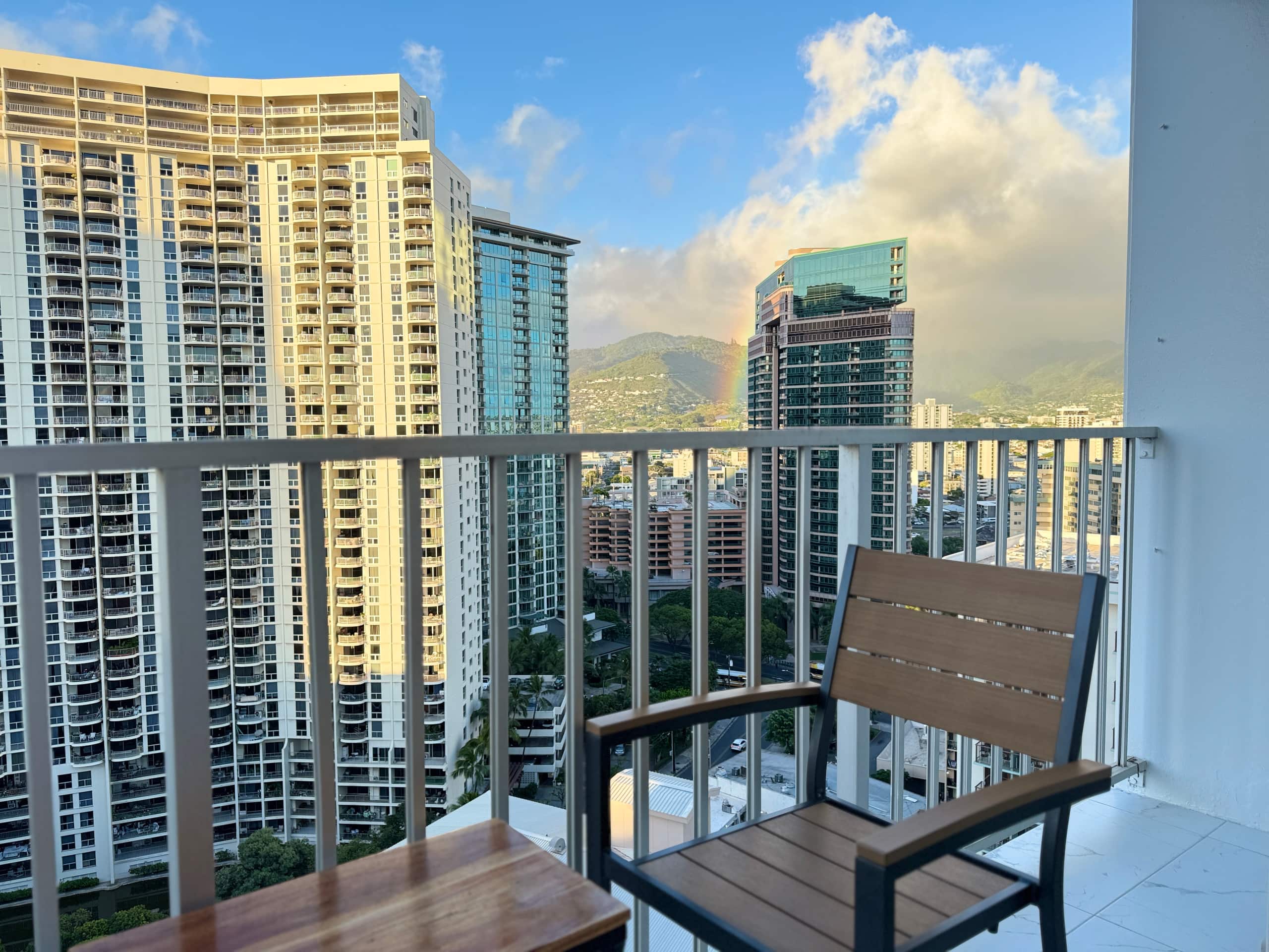 21*High Floor Cozy Waikiki Condo w/Balcony - Image 17