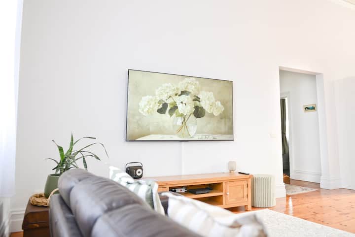 The Chambers | Boutique, Historic, Central - Mount Gambier