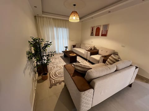 Coazy Apartment in Nasr City