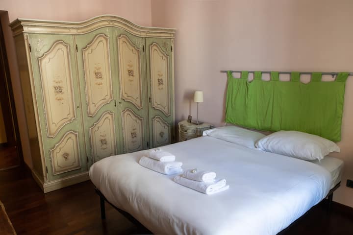 საძინებელი 1