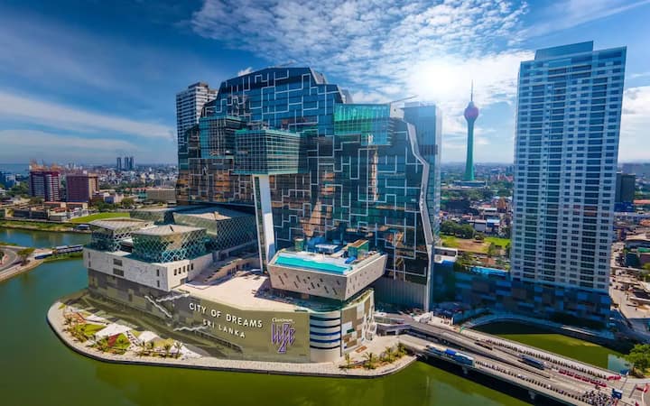 Luxury City Condo, Cinnamon Life 'The Residences' - Colombo