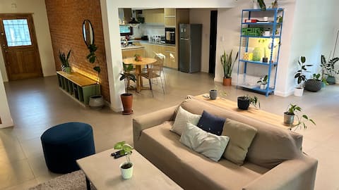 Spacious house · Large private park · Grill