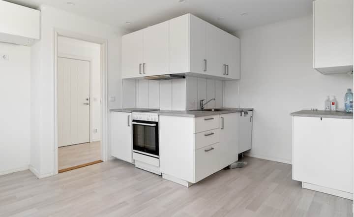 Pearl Of Södertälje - Flat With A Garden - Södertälje