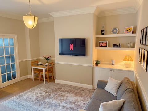 Popular Airbnb listing: Great location in West Jesmond with free parking in North Gosforth