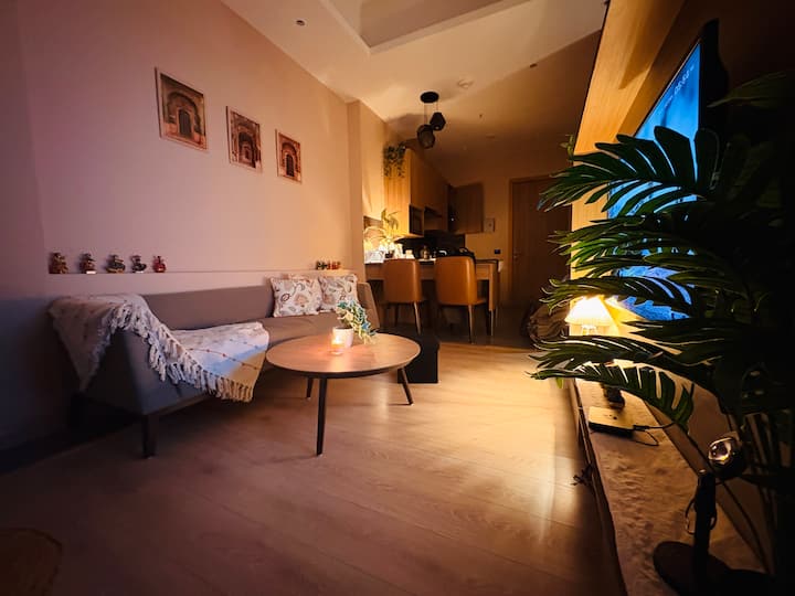 Aravalli Ascent par Restin stays | Paras square - Airbnb