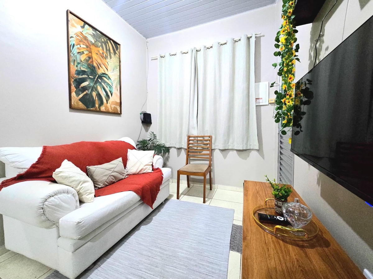 Imóvel de sucesso: Cozy place, fully equipped, with A/C and Wi-Fi, near the hangar/airport em Belém