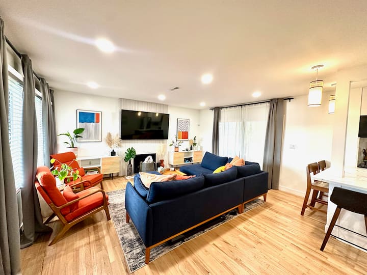 Colorful Oasis: 3bd W/ Bbq Near Sofi, Lax, Beaches - Hawthorne, CA