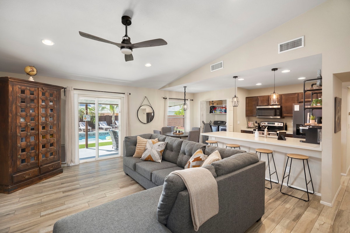 Successful Airbnb property: AZ Event Epicenter Home Base-FREE Ht Pool/Gameroom in Maryvale