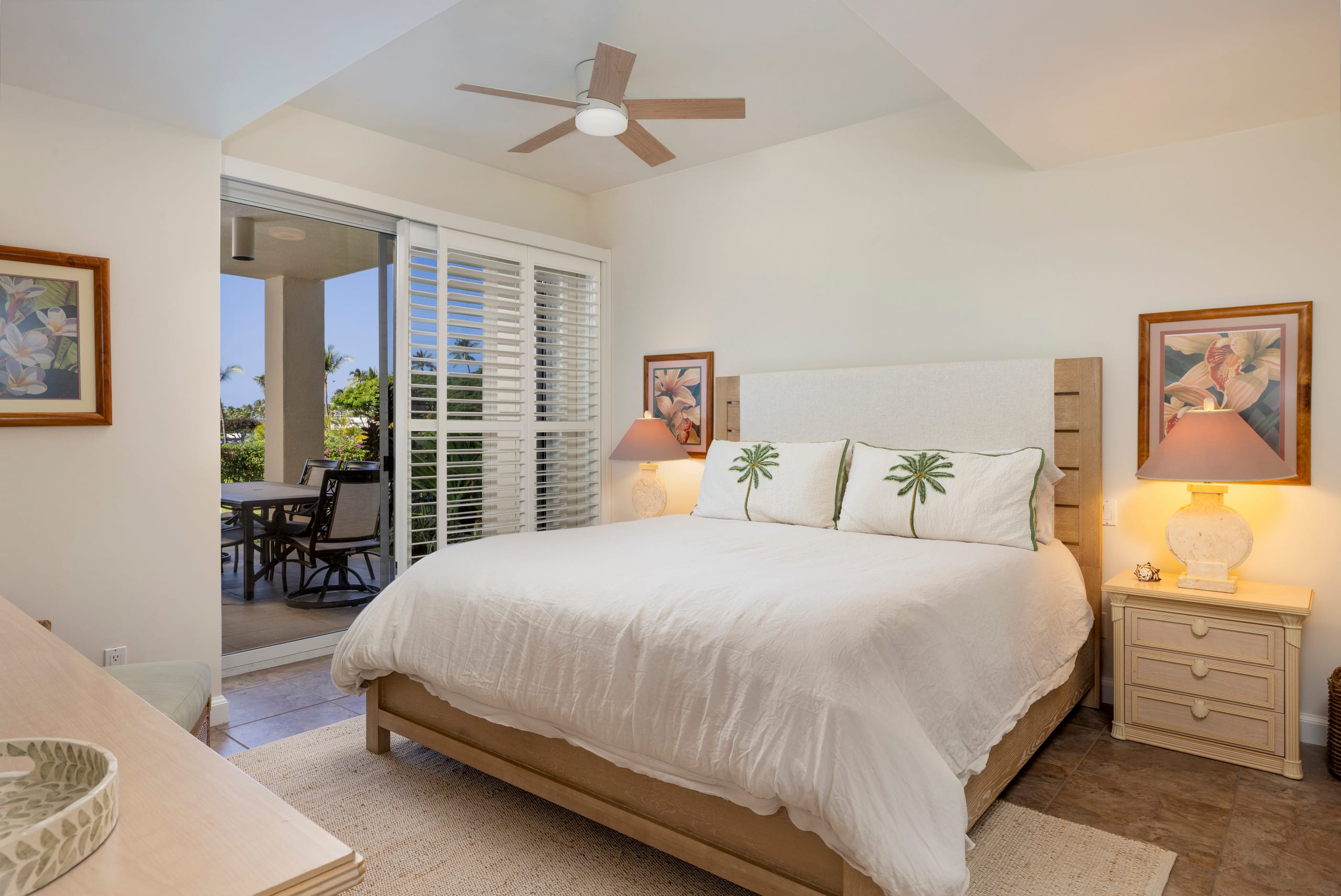 NEW! Mural w Ocean views. Walk to beach & Hilton - Image 13