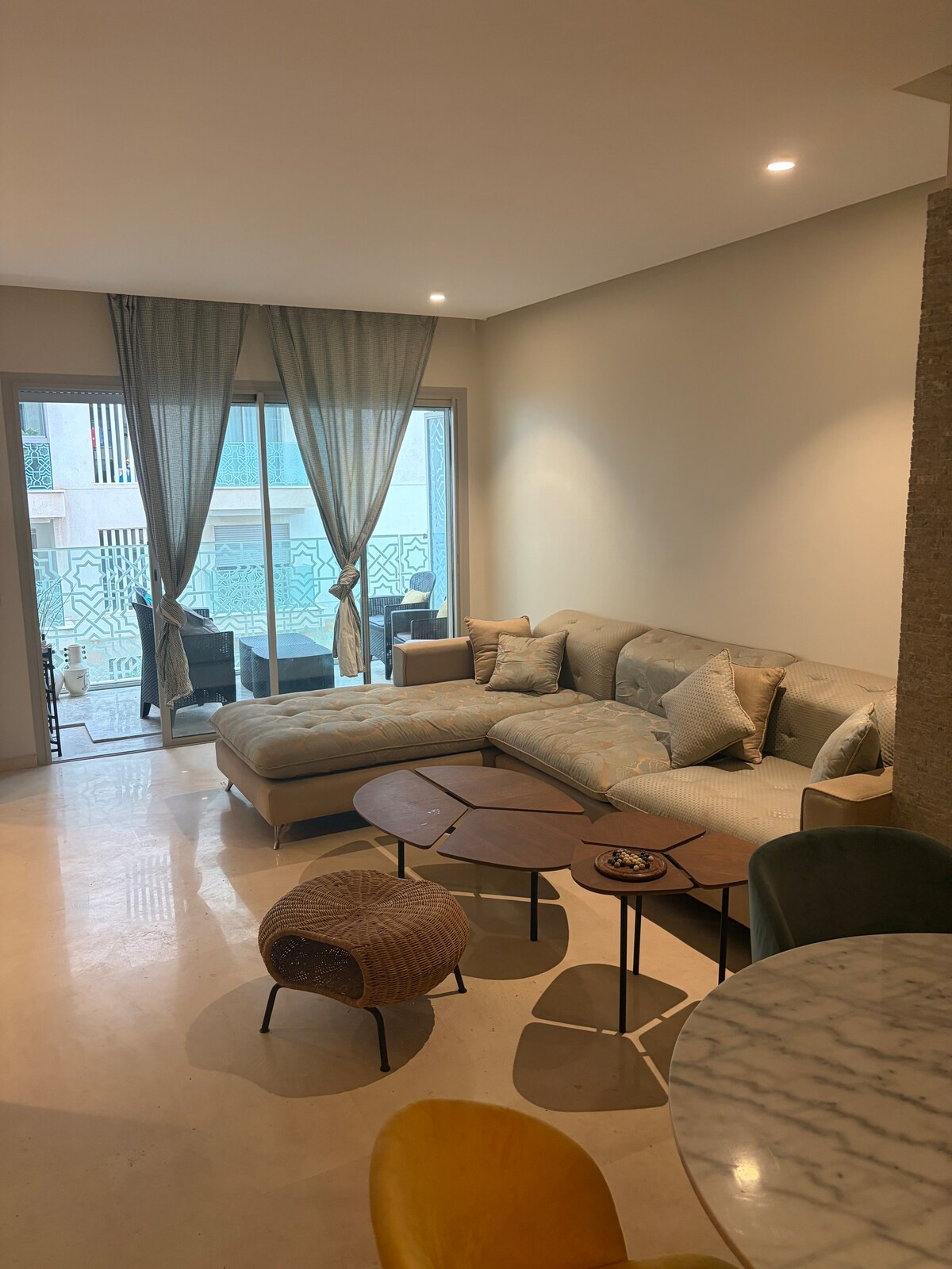 Rental unit in Casablanca  413  2 bedrooms  1 bed  1 bath - image 3