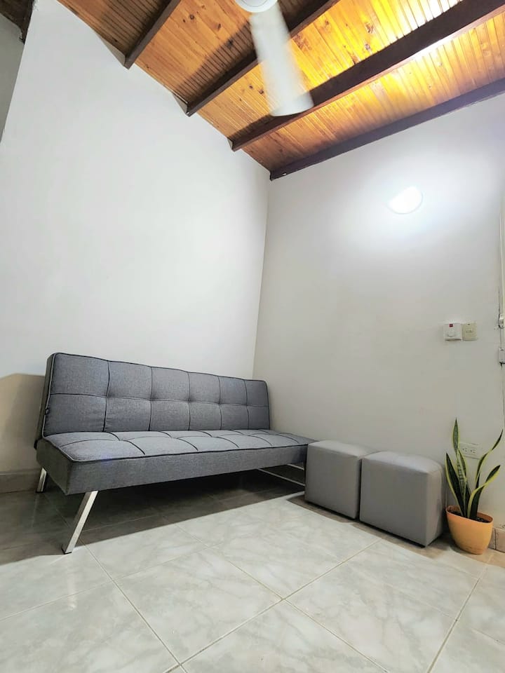 Moderno Loft Con Aire Y Cocina - La Mejor Zona - Apartadó