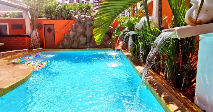 Tucheland Luxury Pool Villa Pattaya Walking Street - Pattaya City
