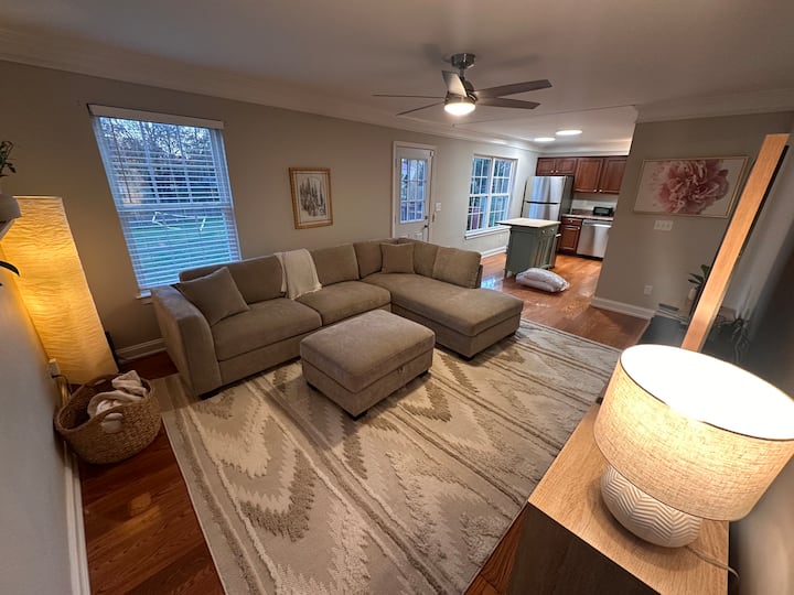 5 Beds - Family Friendly -Farragut / Lenoir City - Canvas Church, Lenoir City